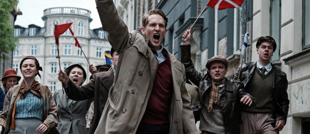 ‘Into The Darkness’ Is Beautifully Shot, But Overstuffed:&nbsp;Review